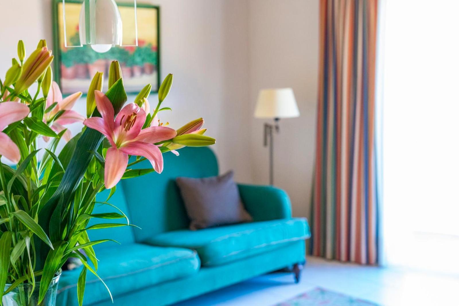 Apartaments Suites Sant Jordi Montbrió del Camp Kültér fotó