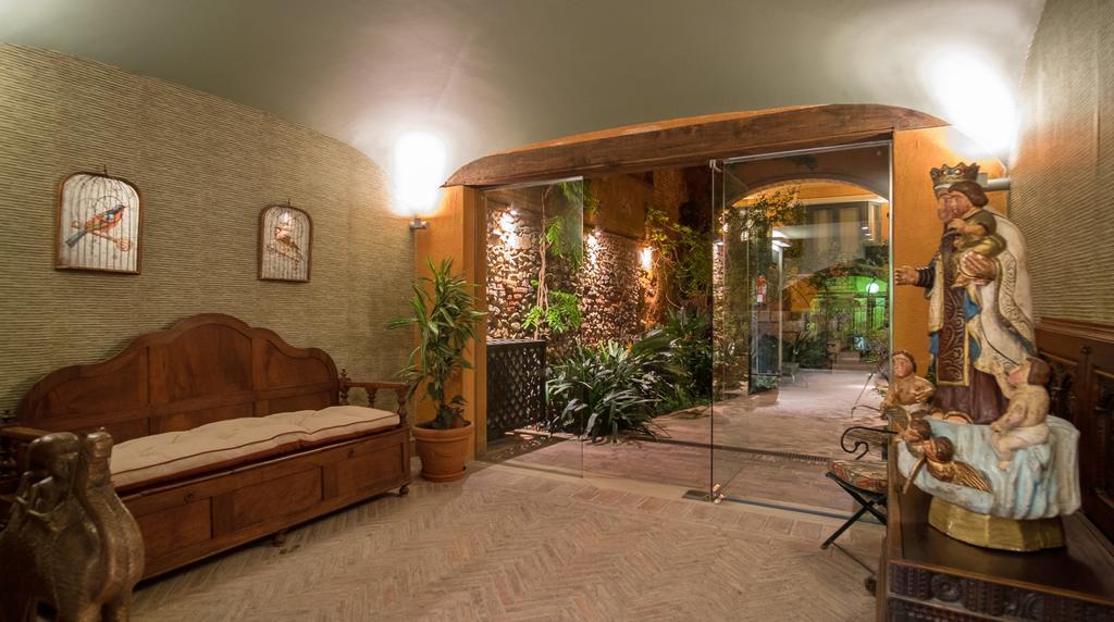 Apartaments Suites Sant Jordi Montbrió del Camp Kültér fotó